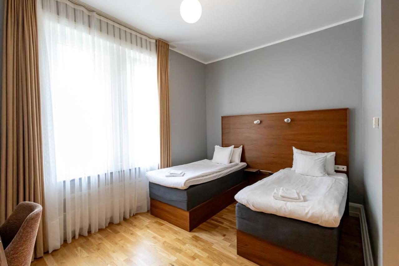 Hotell Hjalmar エレブルー エクステリア 写真