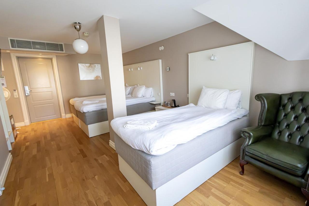 Hotell Hjalmar エレブルー エクステリア 写真