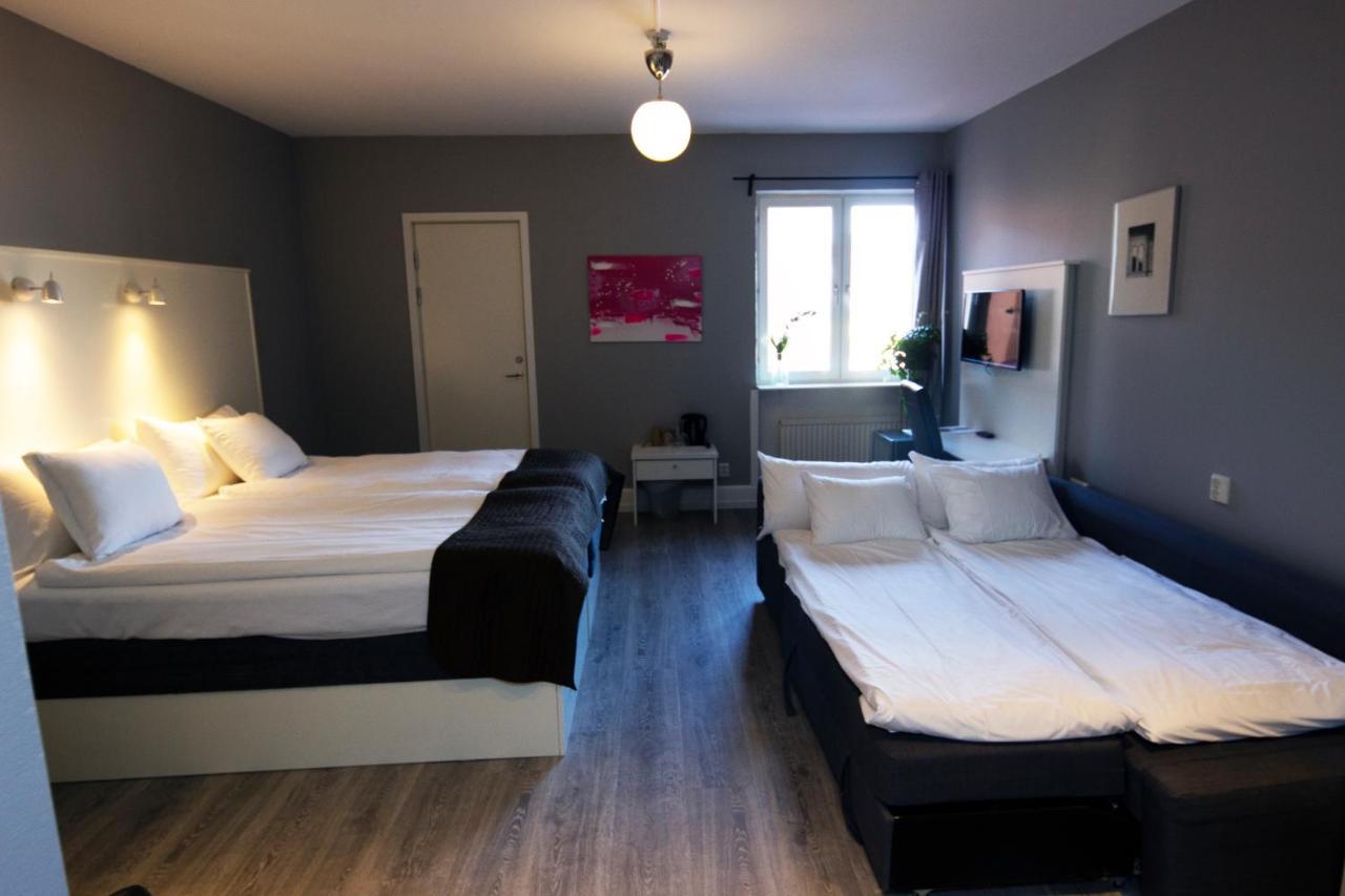 Hotell Hjalmar エレブルー エクステリア 写真