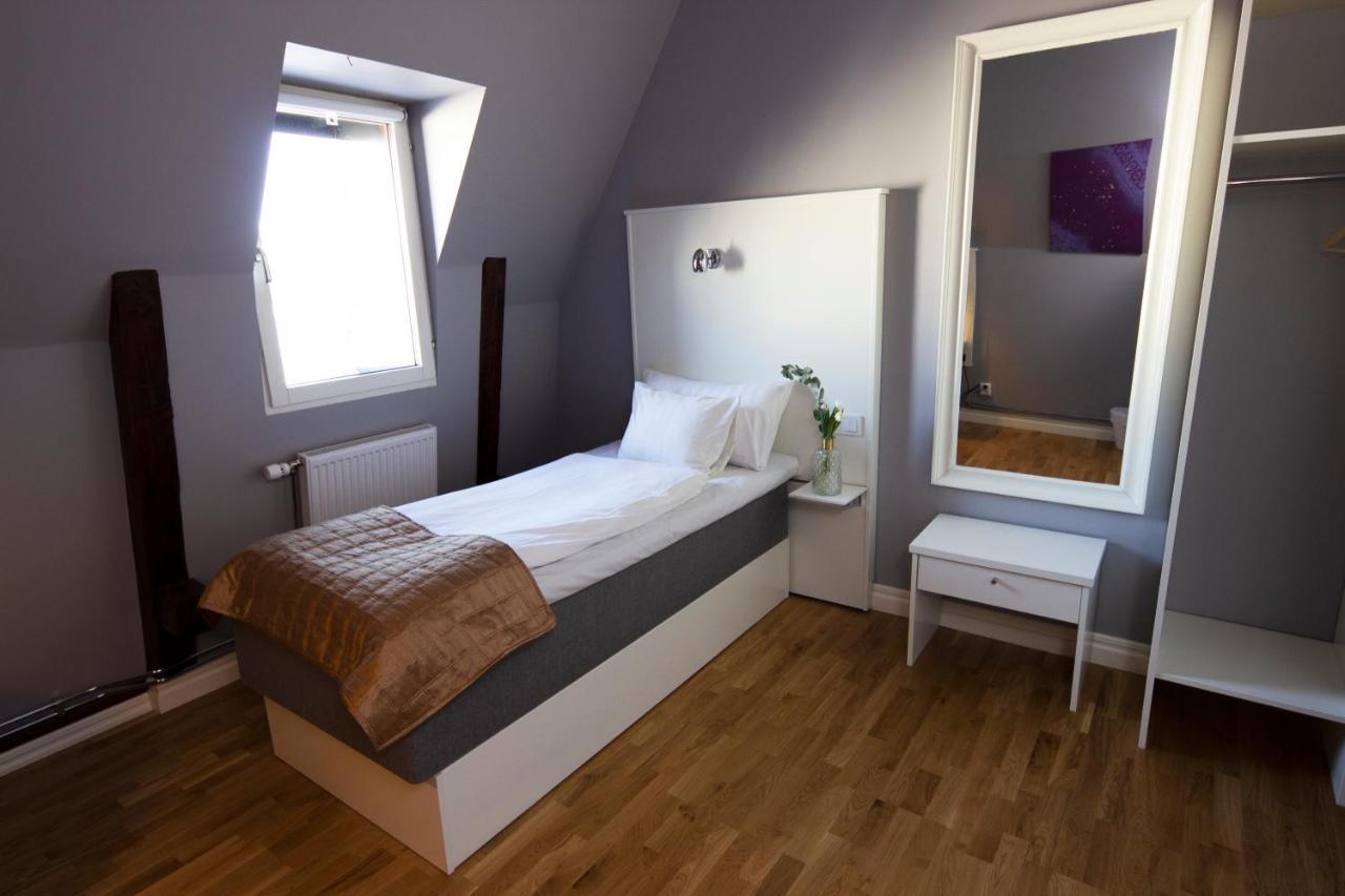 Hotell Hjalmar エレブルー エクステリア 写真
